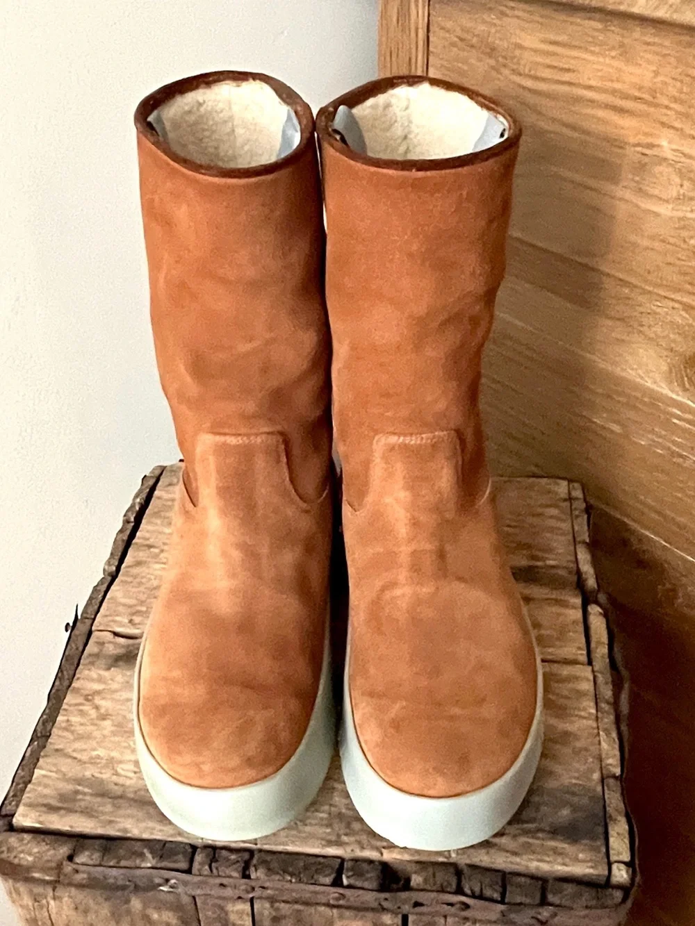 Vintage Prada Suede Shearling Winter Boots Camel Platform Size 40